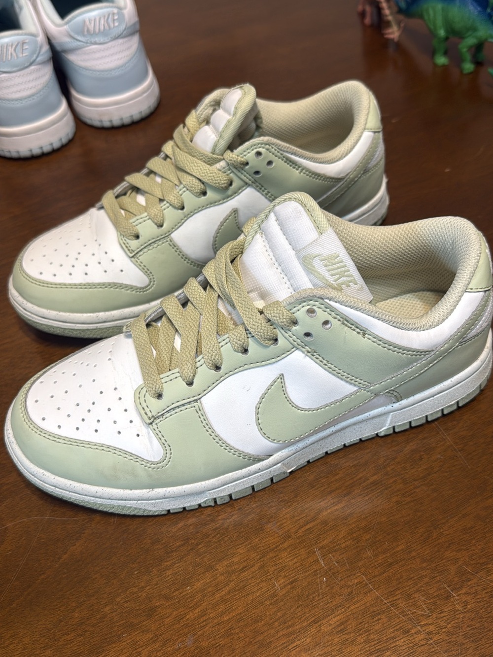 Nike Low-Top Sneakers in White & Sage